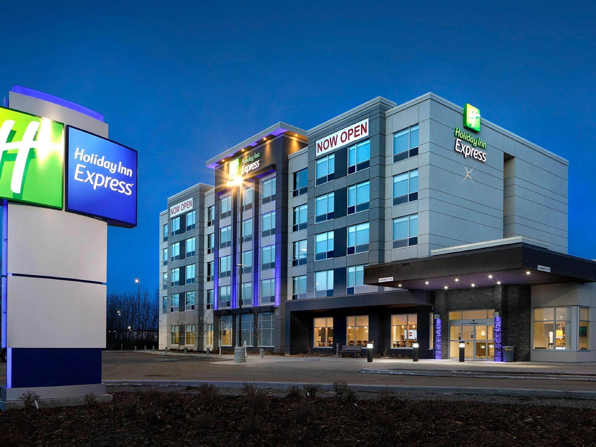 Holiday Inn Express - Red Deer North By Ihg Eksteriør billede